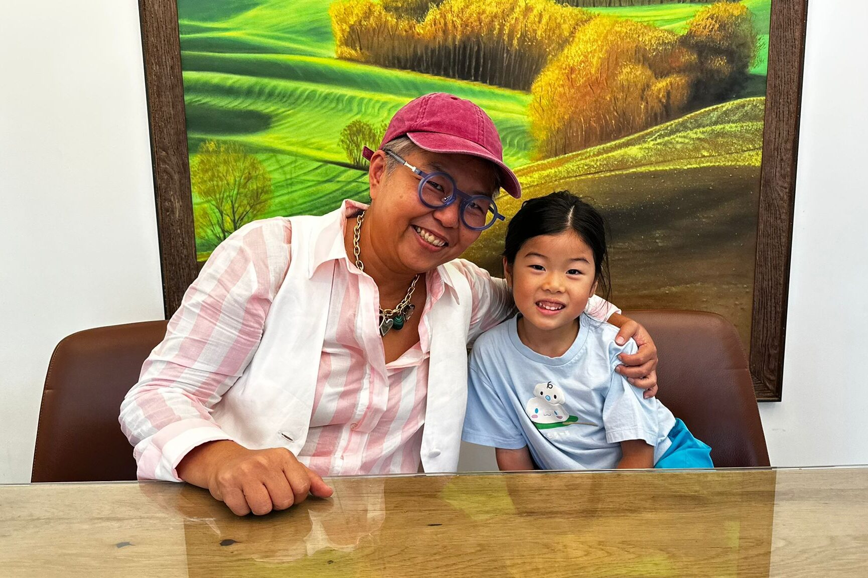 An image of Ann Tutor with her student during 1-to-1 personalised tuition.