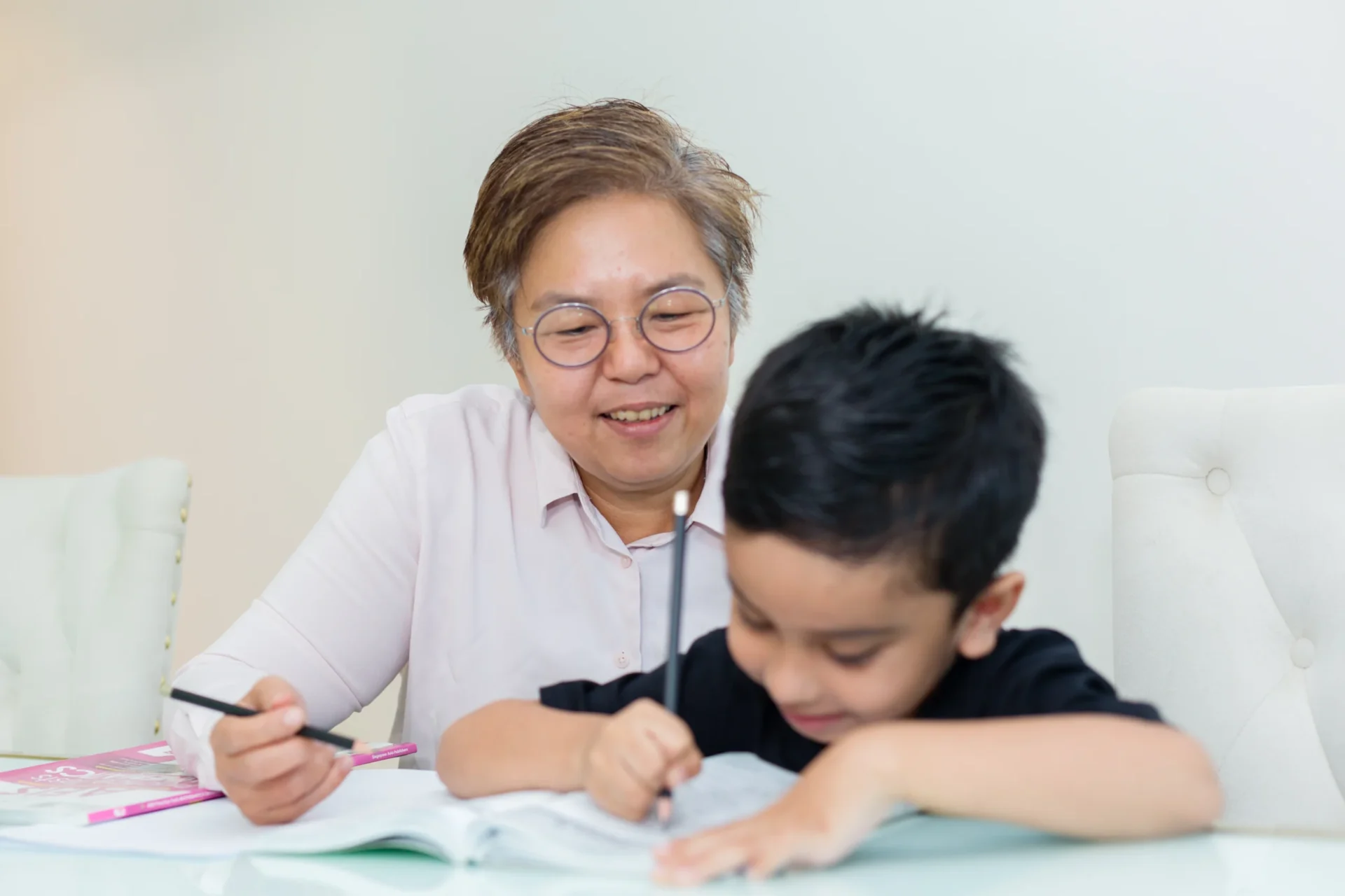 Finding the Right Private Tutor for Your Child in Singapore (2025 Expert Guide)